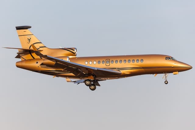 Dassault Falcon 7X exterior
