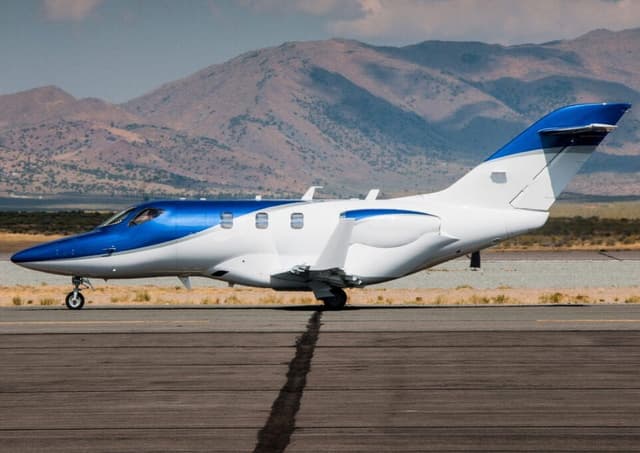 HondaJet HA-420 exterior