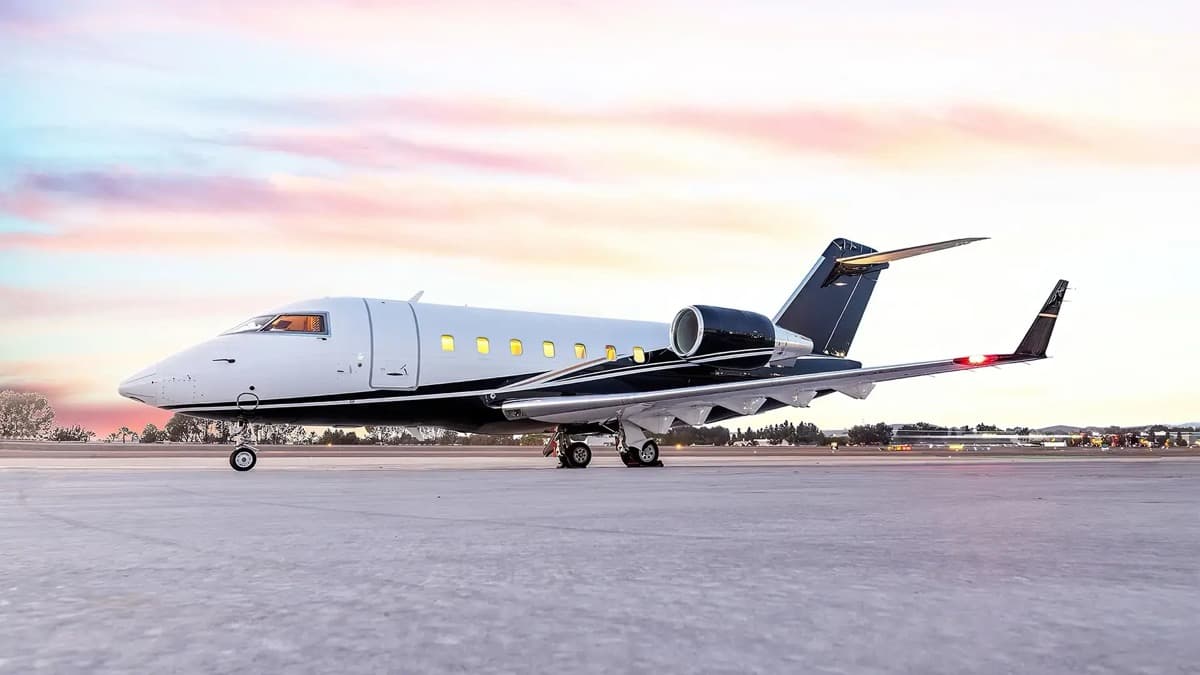 Bombardier Challenger 604 aircraft