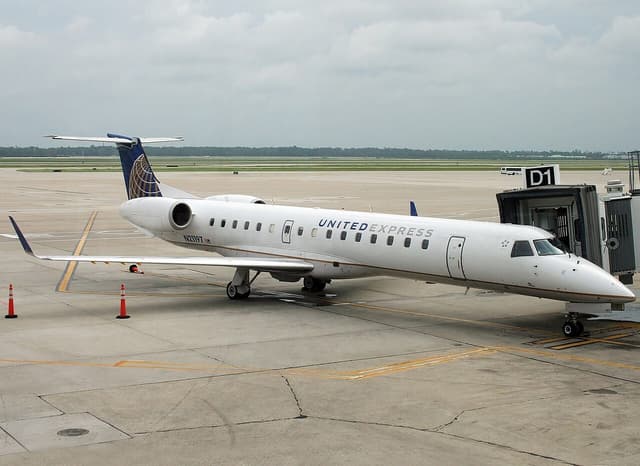 Embraer ERJ-145LR exterior