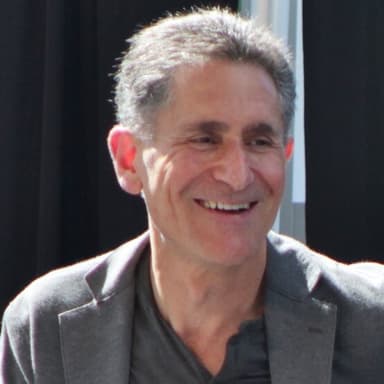 Adrian Hanauer portrait