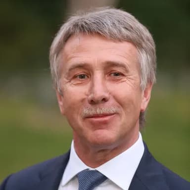 Leonid Mikhelson portrait