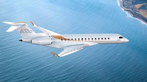Bombardier Global 8000 exterior