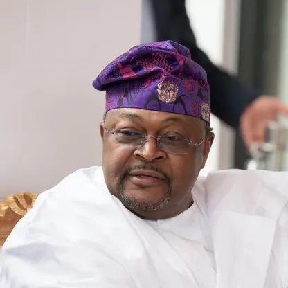 Mike Adenuga — owner of VP-CPD (Dassault Falcon 8X)